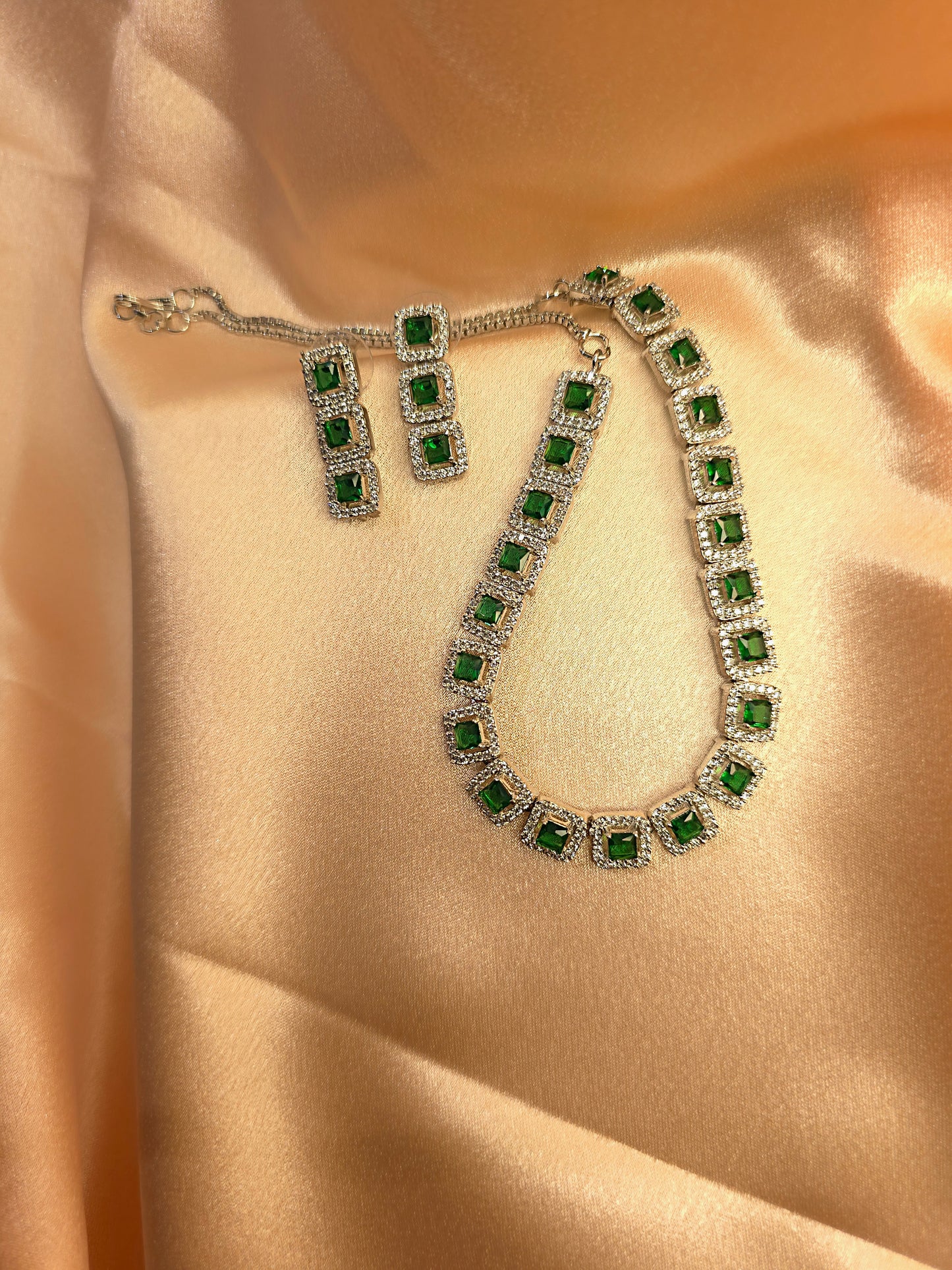Regal Emerald Green & Zirconia Necklace Earring Set